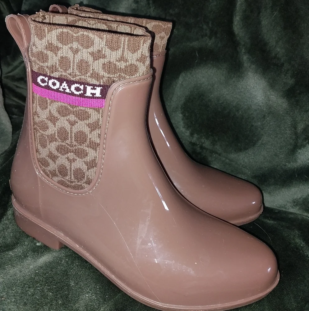 Coach Rivington Rain boot NIB - Picture 1 of 4